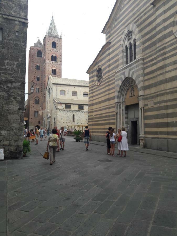 Appartamento Vista Mare Albenga Exterior photo
